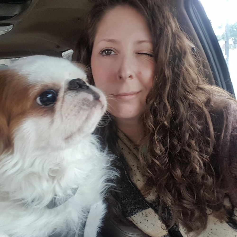 Meet your Posher, Cynthia